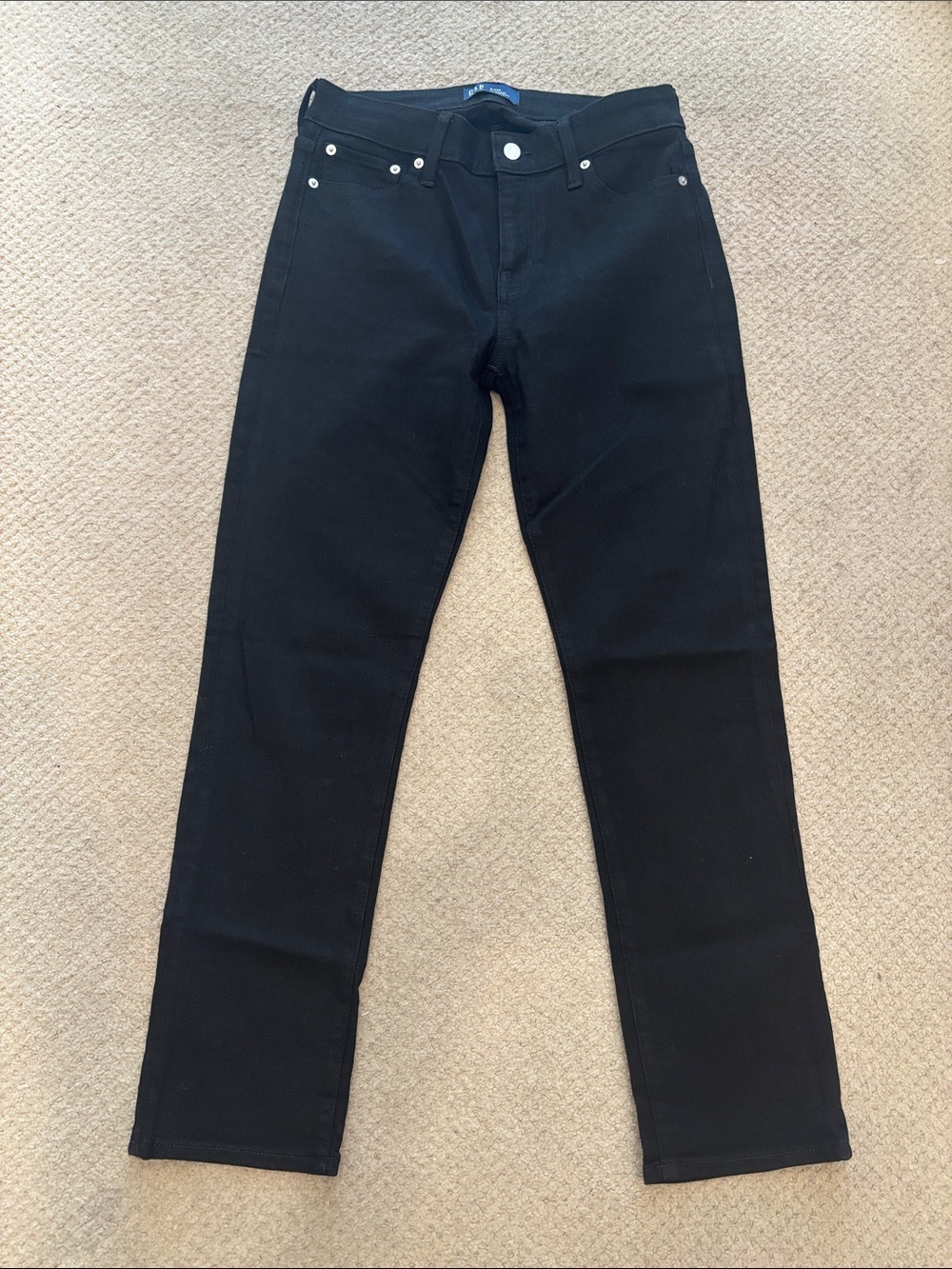 NWOT Women’s Black Classic Straight Jeans